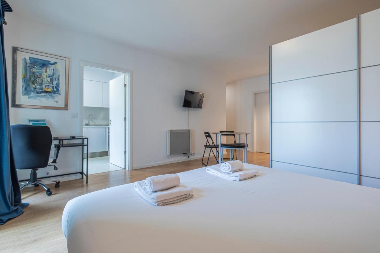Bright & Comfy Flat In Lisbon By Lovelystay Экстерьер фото